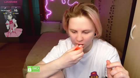 Snapshot of sunny_mood chatting on February 2025 10:36:02 AM sunny mood online show from February 2025 10:36:02 AM