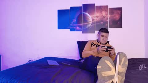 Snapshot of sunnyandevan chatting on November 2025 09:30:02 PM Christian Vanessa online show from November 2025 09:30:02 PM