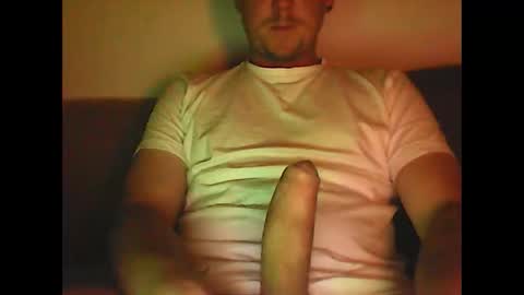 Snapshot of sunnygun0 chatting on December 2024 09:54:02 PM sunnygun0 online show from December 2024 09:54:02 PM