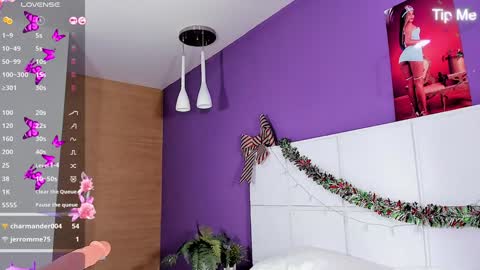 Snapshot of sunnypage chatting on February 2025 03:15:02 PM      online show from February 2025 03:15:02 PM