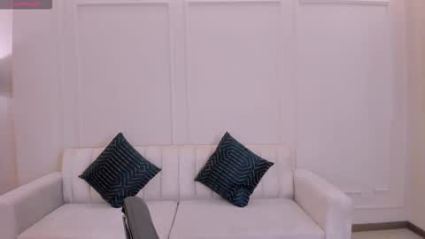 Sunny Rivers online show from December 2025 03:43:01 PM