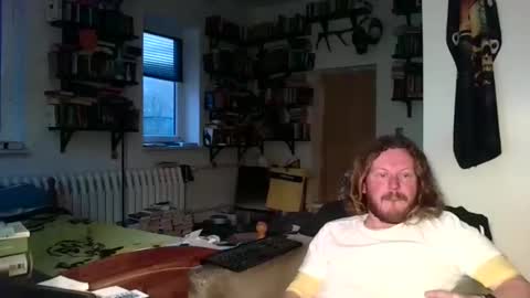 Snapshot of sunr1sa chatting on December 2025 03:20:01 PM sunr1sa online show from December 2025 03:20:01 PM