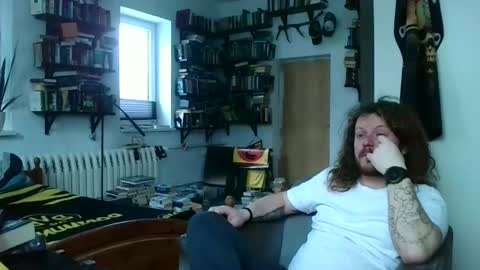 Snapshot of sunr1sa chatting on February 2026 07:03:02 AM sunr1sa online show from February 2026 07:03:02 AM