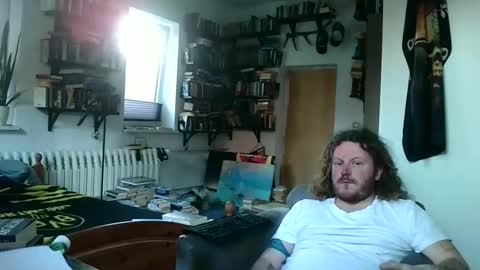 Snapshot of sunr1sa chatting on February 2026 04:16:01 PM sunr1sa online show from February 2026 04:16:01 PM