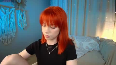 sunrisee_ online show from April 2026 07:27:01 PM