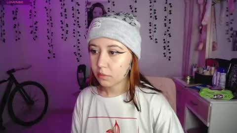 Sunset online show from October 2025 03:40:01 AM