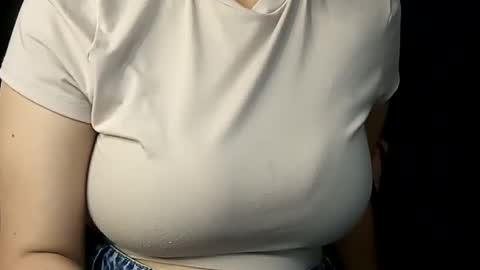 Annie online show from February 2025 11:11:02 PM