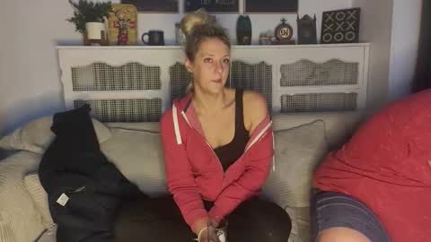 Ava online show from December 2025 03:10:01 PM