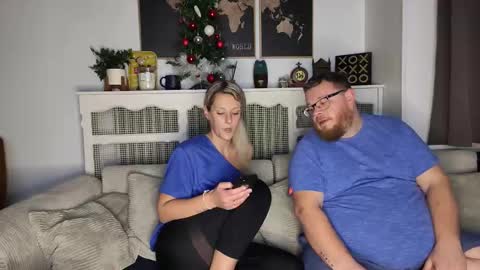 Ava online show from December 2025 09:20:01 PM