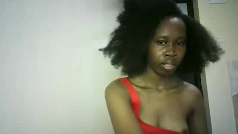 Snapshot of sunshine_g chatting on October 2025 06:30:01 AM Sunshine online show from October 2025 06:30:01 AM