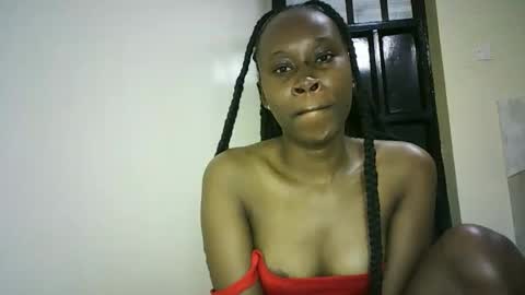 Snapshot of sunshine_g chatting on November 2025 07:03:01 PM Sunshine online show from November 2025 07:03:01 PM