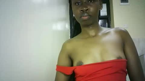 Snapshot of sunshine_g chatting on November 2025 07:47:01 PM Sunshine online show from November 2025 07:47:01 PM