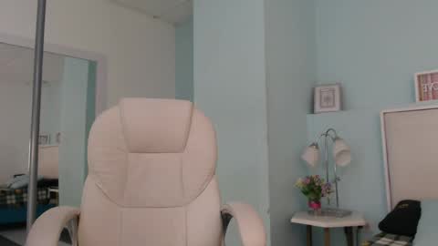 Sunshine  online show from April 2026 11:25:02 AM