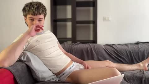 sunshinealex online show from April 2026 10:04:02 AM