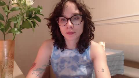 Hella online show from January 2025 06:17:02 PM