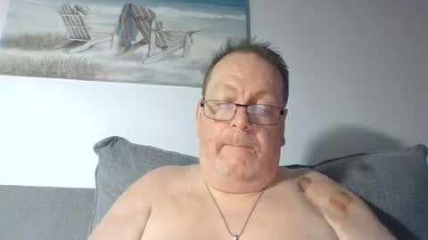 Snapshot of sunspotbaby chatting on July 2026 01:07:02 AM Sunspotbaby online show from July 2026 01:07:02 AM