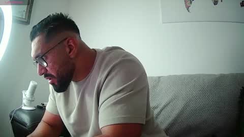 SunytaCouple online show from August 2026 06:17:01 PM