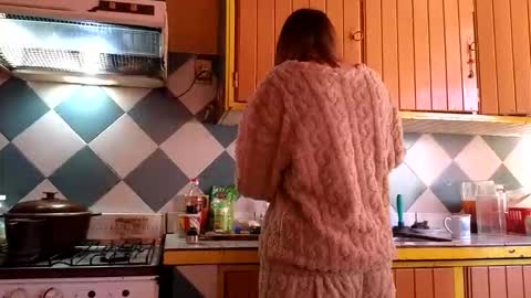 Snapshot of super_jony chatting on October 2025 06:27:02 PM super jony and Marta GMT 1300-1800 every day online show from October 2025 06:27:02 PM