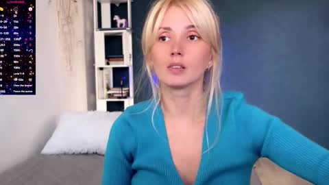 Snapshot of super_peach_stream chatting on September 2025 02:19:01 PM ANNApvt open full info in bio online show from September 2025 02:19:01 PM