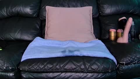 Thomas online show from January 2025 03:50:02 AM