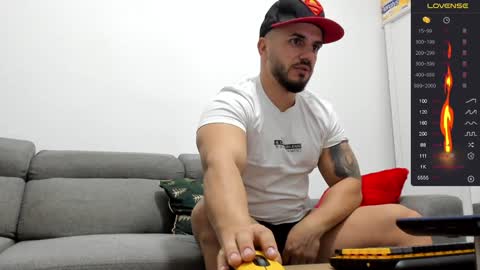 supermanboyxxl online show from December 2024 01:50:01 AM