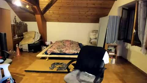 supersquirrel81 online show from August 2026 09:18:02 PM