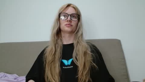 Luna online show from February 2026 08:18:01 PM