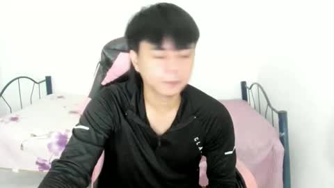 supr4m0 online show from December 2025 08:43:01 AM