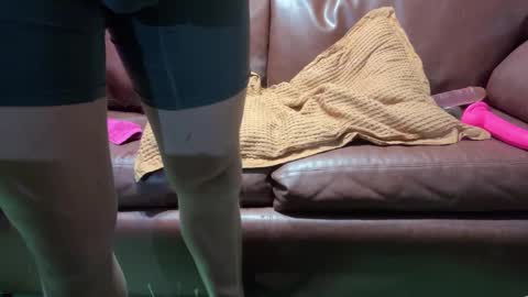 Snapshot of supremelifers chatting on January 2025 07:08:02 AM Stony online show from January 2025 07:08:02 AM