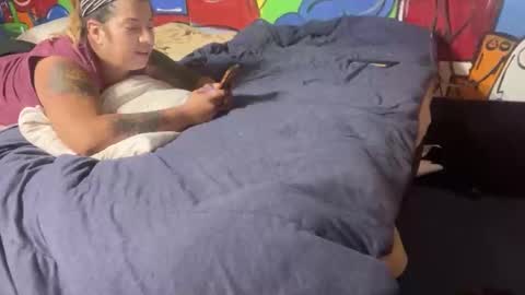 Snapshot of supremelifers chatting on October 2025 09:40:02 AM Stony online show from October 2025 09:40:02 AM