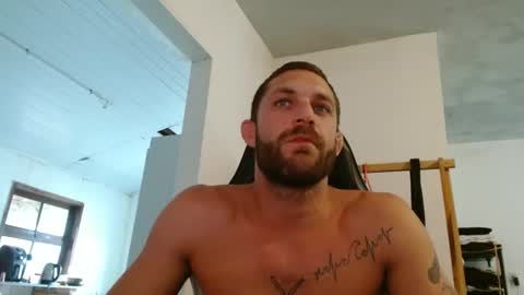 surfdog95 online show from November 2025 07:57:01 PM