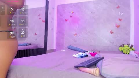 Snapshot of susana_sanchezz chatting on July 2026 03:21:02 PM susana_sanchezz online show from July 2026 03:21:02 PM