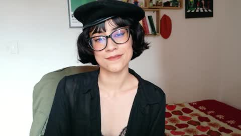 susana_w online show from April 2026 06:33:02 PM