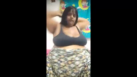 Snapshot of susanaeshwar chatting on May 2026 11:00:02 PM susanaeshwar online show from May 2026 11:00:02 PM