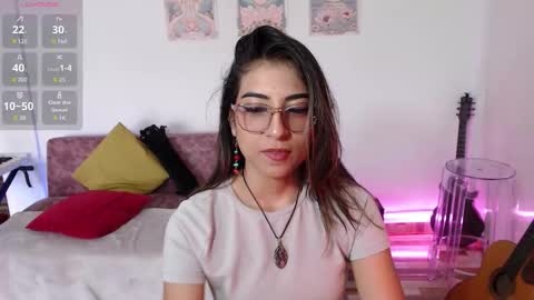 Susana hendrix    online show from December 2025 06:23:01 PM