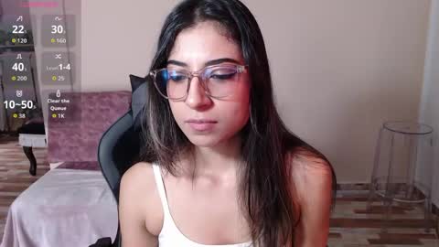 Susana hendrix    online show from April 2026 06:16:02 PM