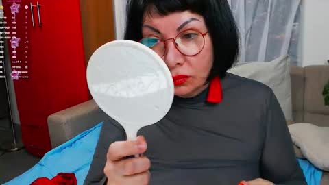 Susan online show from January 2025 06:33:01 AM