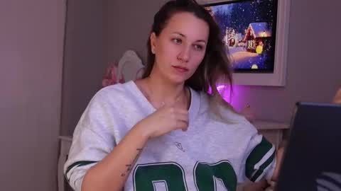 Snapshot of susanjewel chatting on December 2025 07:39:01 AM SusanJewel online show from December 2025 07:39:01 AM