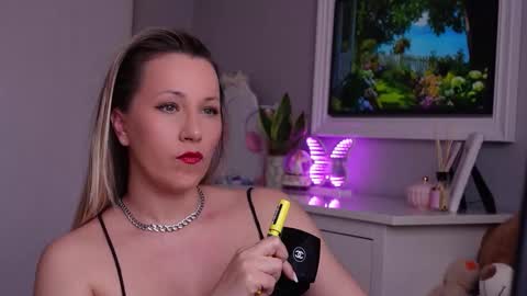 SusanJewel online show from March 2026 07:47:02 AM