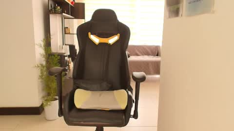 Snapshot of susanrhodes_ chatting on October 2025 02:20:01 PM Susan Rhodes online show from October 2025 02:20:01 PM