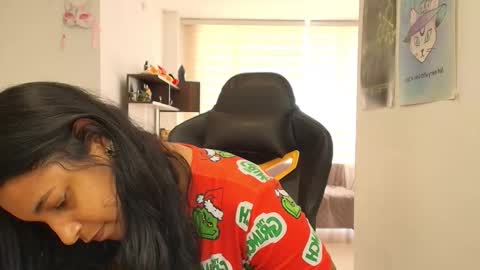 Snapshot of susanrhodes_ chatting on November 2025 12:42:02 PM Susan Rhodes online show from November 2025 12:42:02 PM