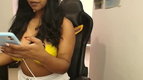 Snapshot of susanrhodes_ chatting on December 2025 12:32:01 PM Susan Rhodes online show from December 2025 12:32:01 PM