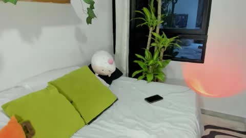 Snapshot of susieglass chatting on February 2026 05:25:02 AM SusieGlass online show from February 2026 05:25:02 AM