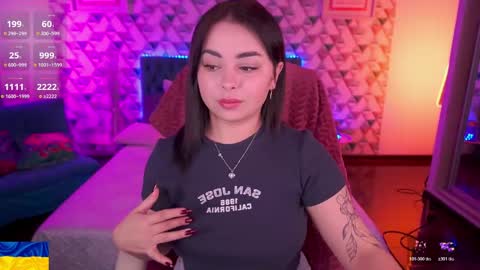 Snapshot of susiewood chatting on April 2026 08:15:01 PM Susie online show from April 2026 08:15:01 PM