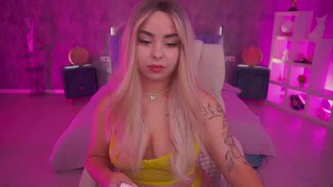 Susie online show from July 2026 07:05:02 PM