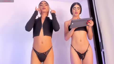 Snapshot of susisuarez chatting on June 2026 04:32:02 AM susisuarez online show from June 2026 04:32:02 AM