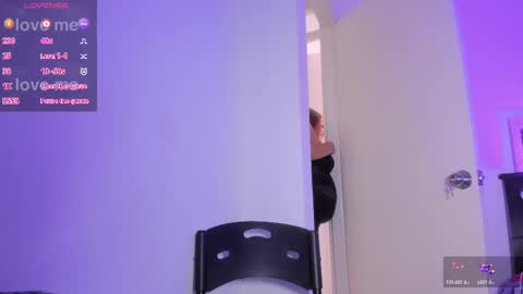 Snapshot of sussanmiller_ chatting on January 2025 02:25:02 PM sussanmiller_ online show from January 2025 02:25:02 PM