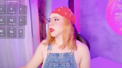 Snapshot of sussiestrawberry chatting on November 2025 10:07:01 AM Sussie online show from November 2025 10:07:01 AM