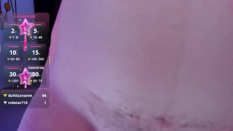 Susy online show from October 2025 04:09:02 AM