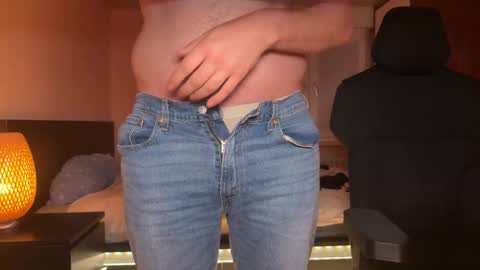 sutlac90 online show from November 2025 05:25:02 PM